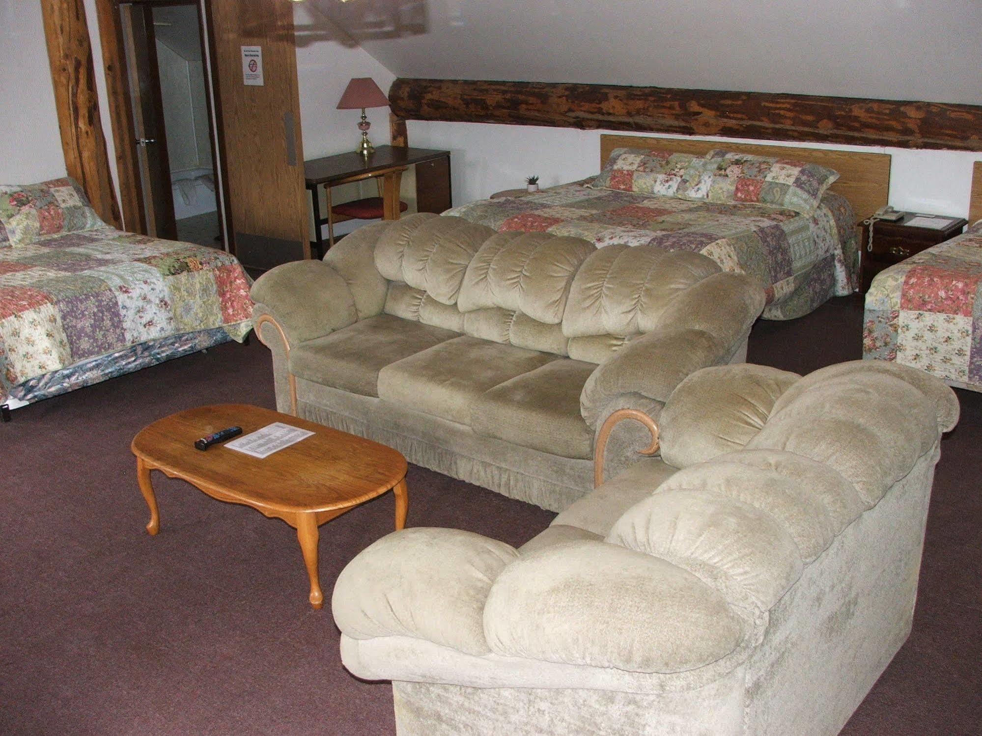 1202 Motor Inn Beaver Creek Buitenkant foto