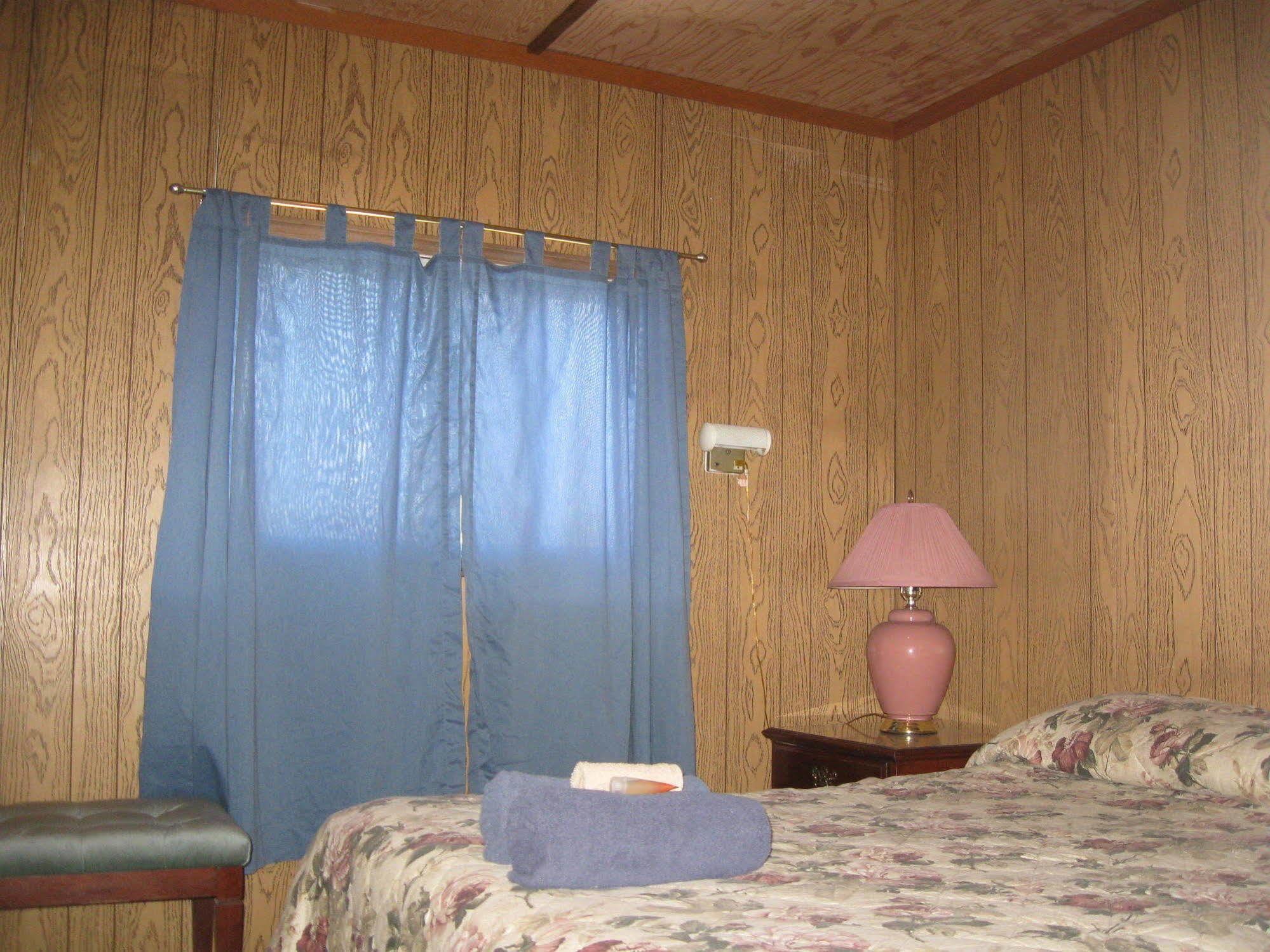 1202 Motor Inn Beaver Creek Buitenkant foto